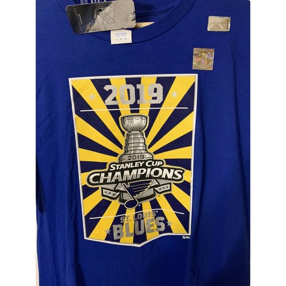 New‎ St. Louis Blues SZ L Port & Company Stanley Cup Champions 2019  NHL T-Shirt - Picture 1 of 8